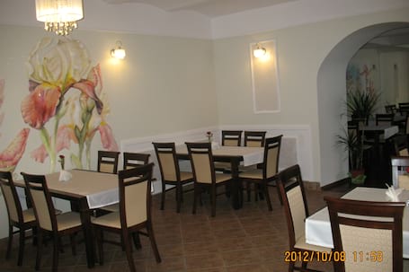 Firma na wesele: RESTAURACJA ''POD IRYSAMI''