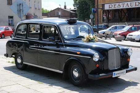 Firma na wesele: Auto do ślubu, limuzyna weselna