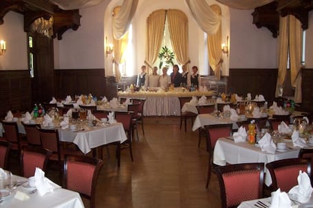 Firma na wesele: J&B ELITA Catering i Gastronomia
