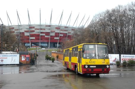 Firma na wesele: Wynajem niezapomnianego autobusu