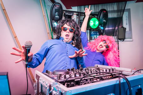 Firma na wesele: "DJ DOMBEK" Piotr Domżalski