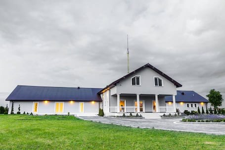 Firma na wesele: Sala Bankietowa Lawenda