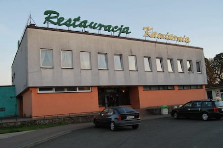 Firma na wesele: Restauracja '' HERBOWA ''