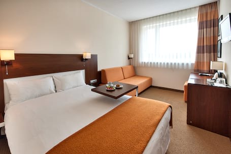 Firma na wesele: Hotel De Silva Inn Katowice Airport