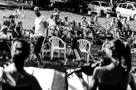Firma na wesele: Stand-by Ensembles
