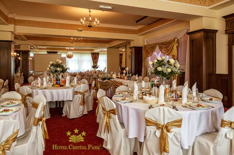 Firma na wesele: Hotel Cristal Park Dąbrowa Tarnowska