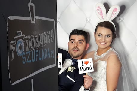Firma na wesele: Fotobudka Zawiercie "Szuflada"