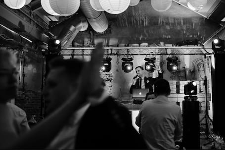 Firma na wesele: DJ Artur Mazurek