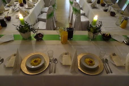 Firma na wesele: Sala Bankietowa Art-Cafe