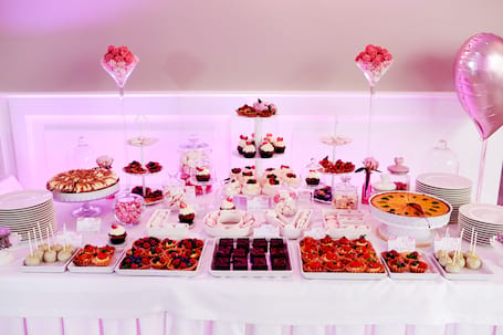 Firma na wesele: Białe Piwonie Weddings & Events