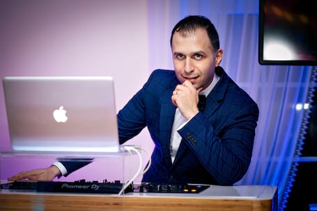 Firma na wesele: DJ Arman & ART DJ EVENTS