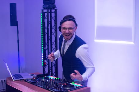 Firma na wesele: Weddnig DJ - Przemek Grześkowiak