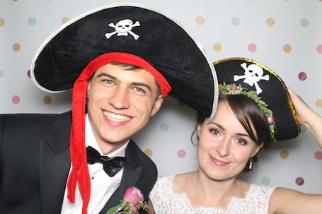 Firma na wesele: Profesjonalna Fotobudka Mr&Mrs Show!