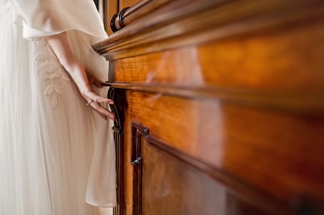 Firma na wesele: Justyna Bronowska Fotografia