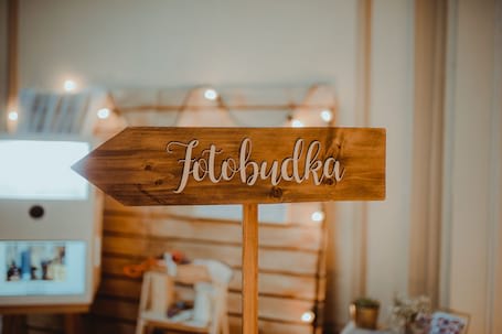 Firma na wesele: Fotobudka Cuda Wianki