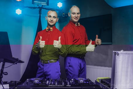 Firma na wesele: DJ PAWCIO - Oprawa muzyczna Imprez