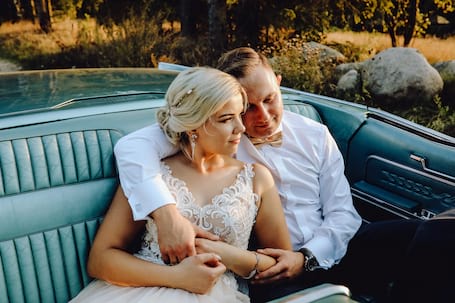 Firma na wesele: Guzik fotografuje