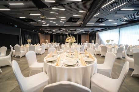 Firma na wesele: Hotel Meta****