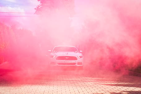 Firma na wesele: Mustangiem do ślubu - Ford Mustang