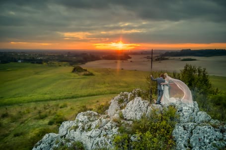 Firma na wesele: uwiecznieni.pl Agencja Fotograficzna
