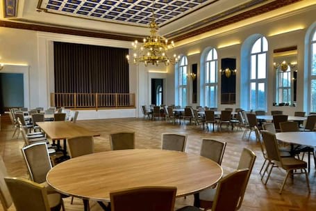 Firma na wesele: Strzelnica Hotel & Restauracja