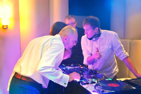 Firma na wesele: MIXTURA - Dj MC Sax Violin