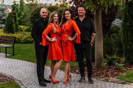 Firma na wesele: Zespół Muzyczny Voulez Vous