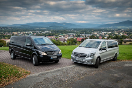 Firma na wesele: Przewóz gości - Mercedesy 8+1