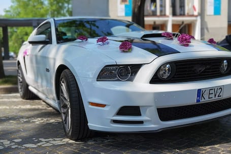 Firma na wesele: Ford Mustang GT do ślubu, biały
