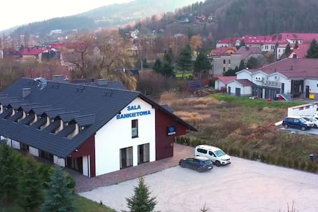 Firma na wesele: Onesto - Sala Bankietowa