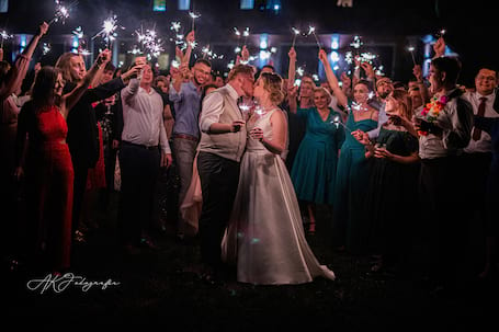 Firma na wesele: AKFotografia
