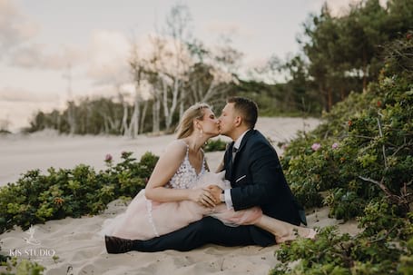 Firma na wesele: KJS Fotografia ślubna