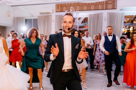 Firma na wesele: DJ Jeesion Jakub Jesionkowski