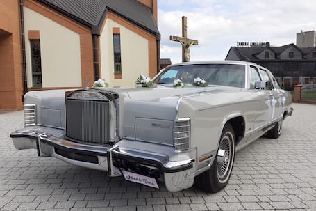 Firma na wesele: Lincoln Continental Gaz 24 Wołga