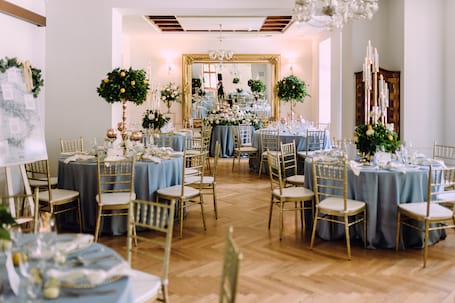 Firma na wesele: Just Love Weddings