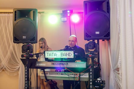 Firma na wesele: Zezpół muzyczny TATA BAND