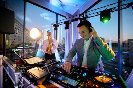 Firma na wesele: DJ MATINO - DJ & Wodzirej na Wesele