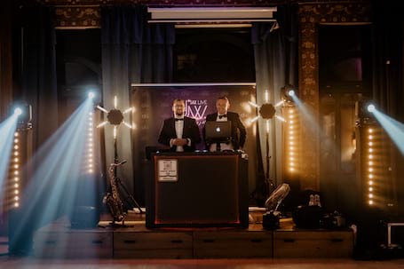 Firma na wesele: DJ wodzirej + sax na Twoje Wesele!
