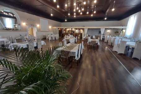 Firma na wesele: Restauracja "BASZTA"