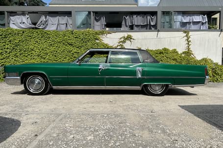 Firma na wesele: Cadillac Fleetwood z 1970