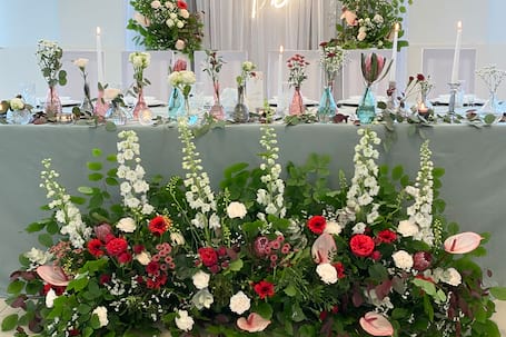 Firma na wesele: Kwiaciarnia Strefa Decor