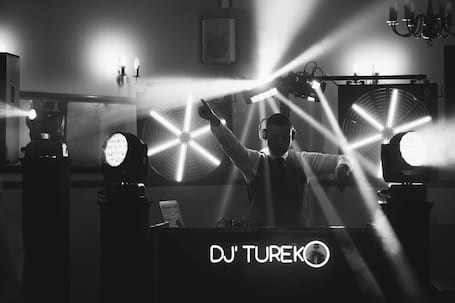 Firma na wesele: DJ' Turek - Wodzirej & Akordeonista