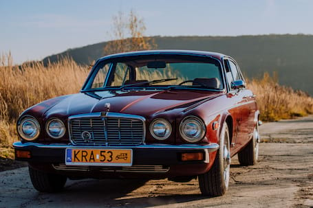 Firma na wesele: Jaguar XJ6L 4.2 1977