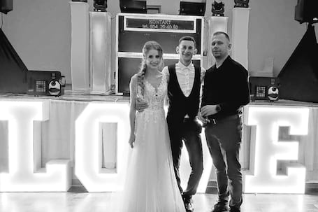 Firma na wesele: DJ Mikser/Wodzirej/Dym/Fot.budka 360