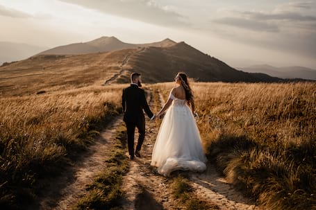 Firma na wesele: Tyczyńscy art - fotografia, film
