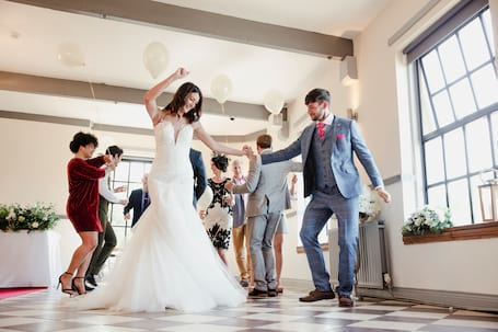 Firma na wesele: Szkoła tańca IMPRESJA DANCE
