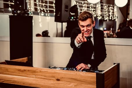 Firma na wesele: DJ Tomasz Szuwald