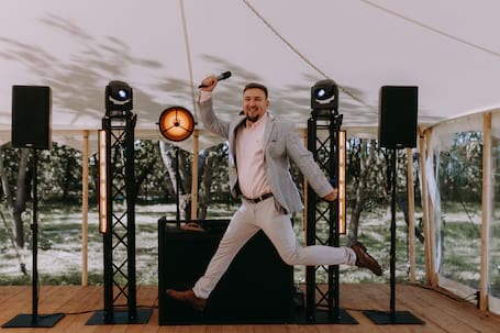 Firma na wesele: Meker.pl - DJ Konferansjer na wesele