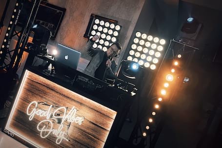 Firma na wesele: Grubs - DJ & LIVE BAND