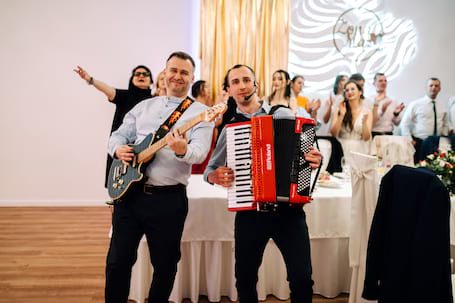 Firma na wesele: DJ&Wodzirej